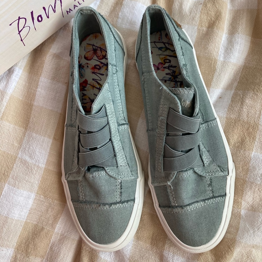 Blowfish Malibu Slipon Sneakers